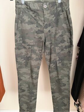 Cabi Amelia Camo Utility Pants - Green